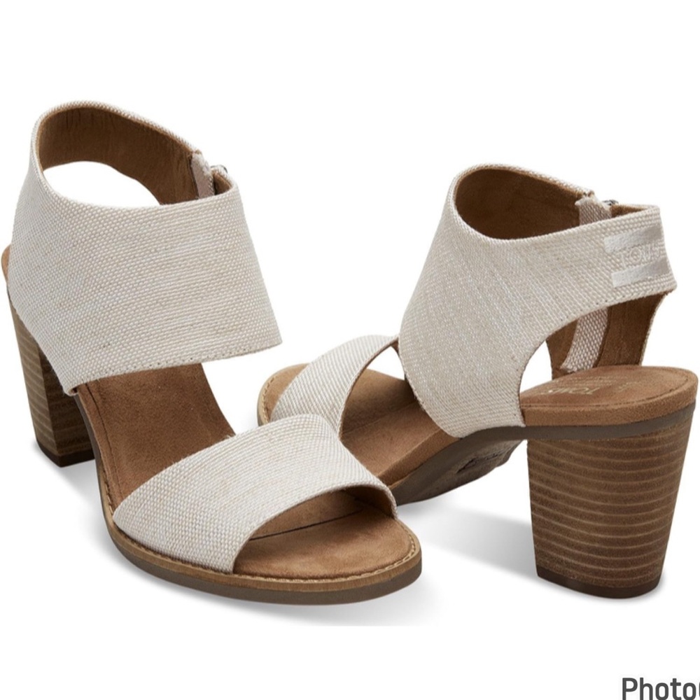 Toms